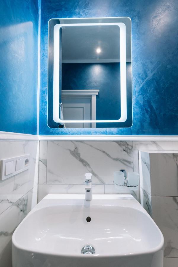 Royal Tower Vip Smart Apartments 3 Kiev Buitenkant foto