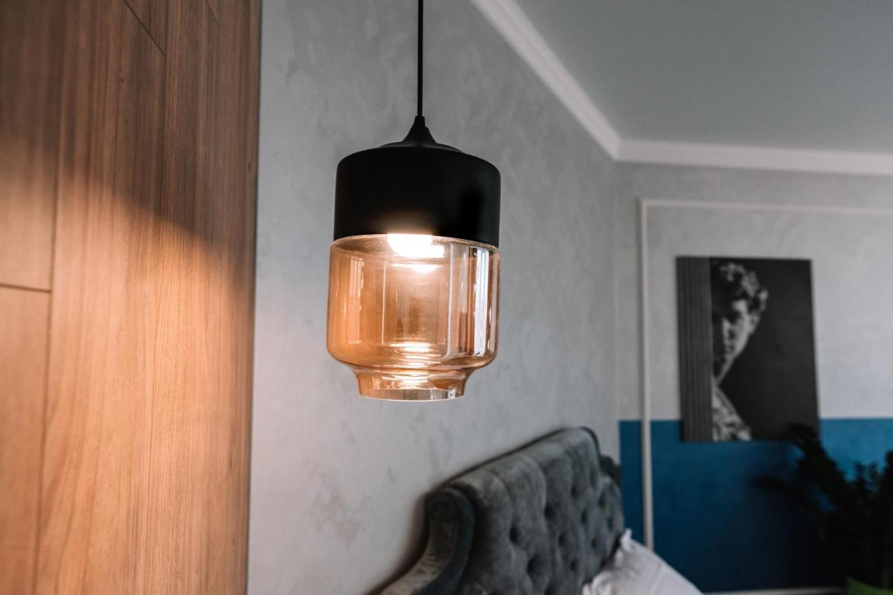 Royal Tower Vip Smart Apartments 3 Kiev Buitenkant foto