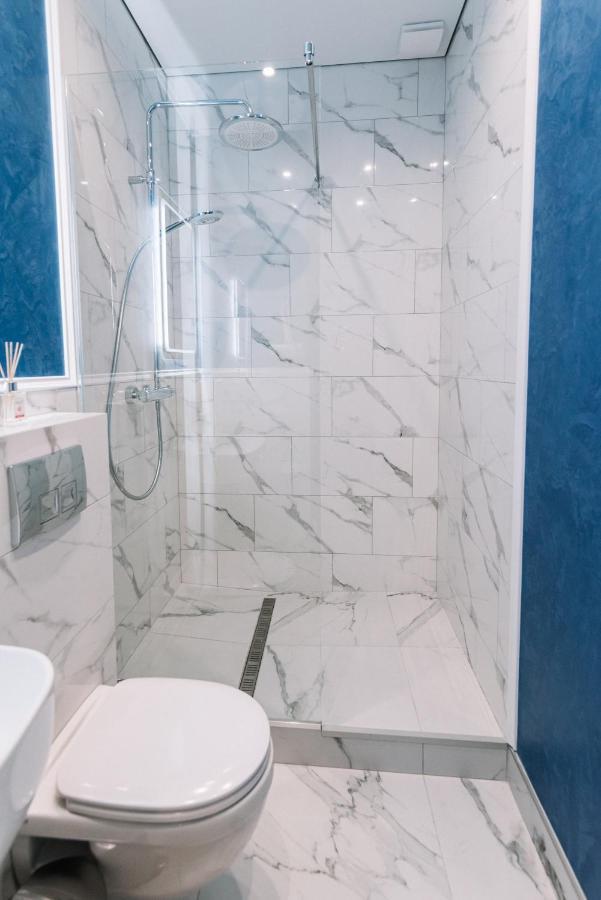 Royal Tower Vip Smart Apartments 3 Kiev Buitenkant foto